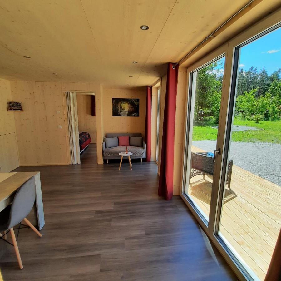 Aktien 11 / A=Obere Wohnung / B=Untere Wohnung Sils im Domleschg Экстерьер фото